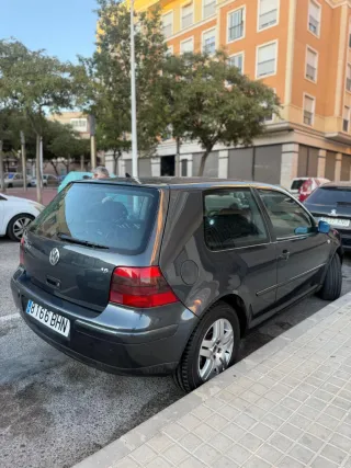 Volkswagen Golf 2001