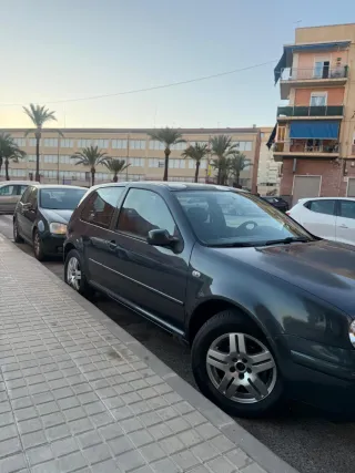 Volkswagen Golf 2001