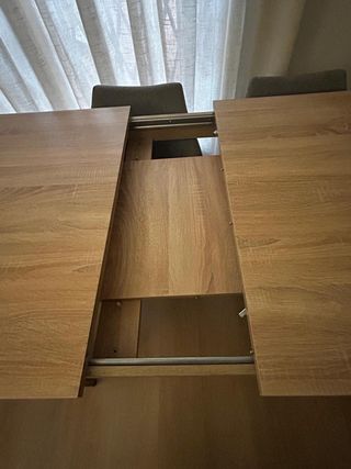Mesa de comedor extensible de madera