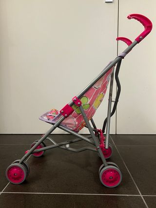 Passeggino giocattolo rosa con farfalle