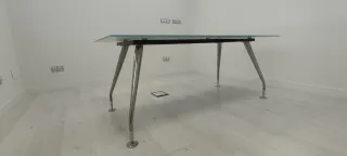 Mesa cristal ácido y acero inoxidable