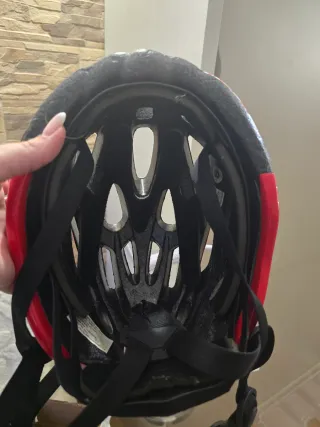 Casco de bicicleta GBS rojo y blanco