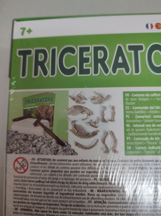 Juego Triceratops Clementoni Nuevo
