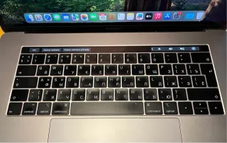 MacBook Pro 15” i7 Pantalla Grande