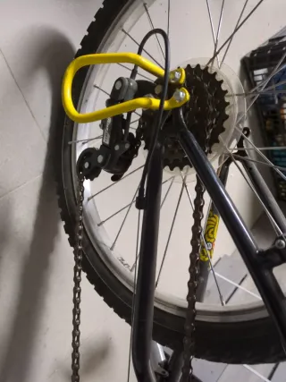 Bicicleta Infantil 20 Negra y Amarilla