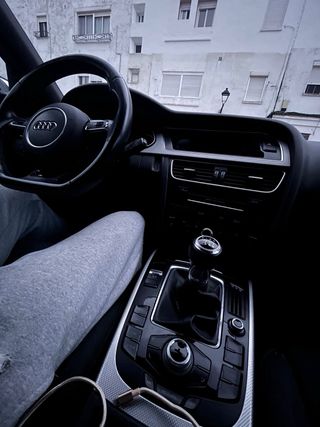 Audi A4 2.0 TDI 150cv Pack Sline