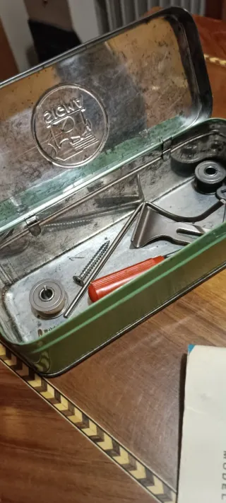 Máquina de coser Sigma antigua