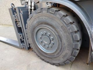 Carretilla elevadora Linde H25D Diesel 2500kg