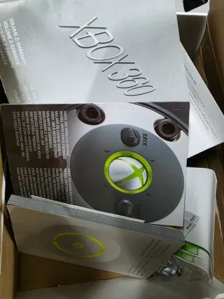 Xbox 360 con 5 juegos