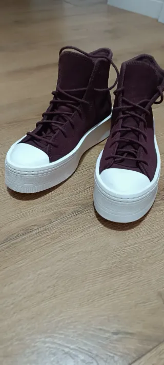 Converse Chuck Taylor Modern Lift Plataforma