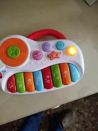 Piano musical infantil