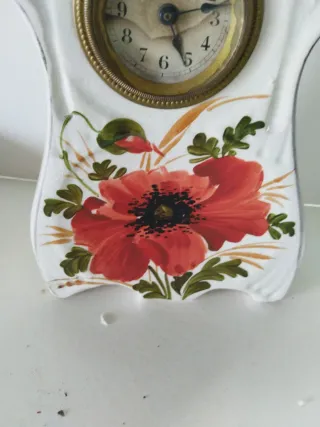 Orologio  da tavolo con fiori