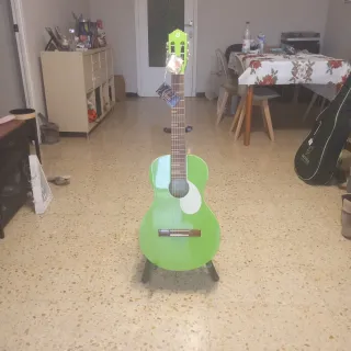 Guitarra Ortega Verde - Como Nueva