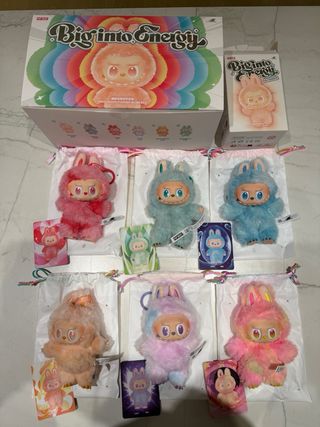 Labubu Naranja Peluche - Big Into Energy