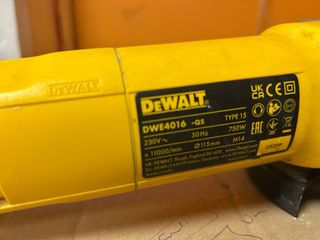 Radial DEWALT