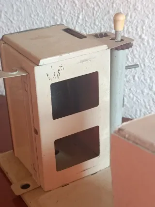 Proyector Antiguo NIC Beige