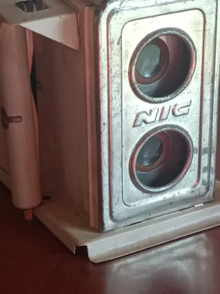 Proyector Antiguo NIC Beige