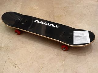 Skate Tijuana. Nuevo a estrenar. Plastificado.