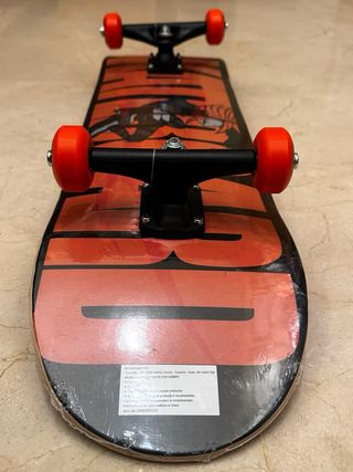 Skate Tijuana. Nuevo a estrenar. Plastificado.