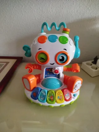Robot musical infantil Clementoni