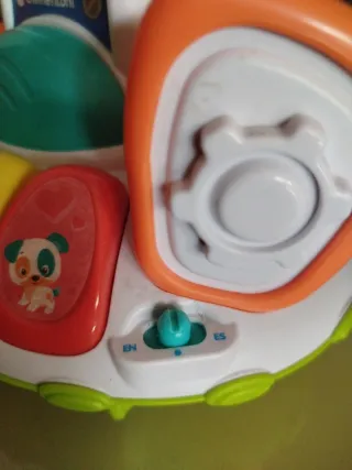 Robot musical infantil Clementoni