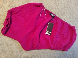 Top DKNY una manga color rosa