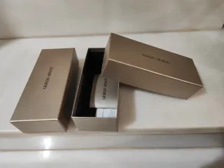 Cajas de gafas Giorgio Armani