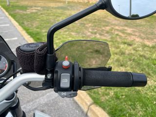 BMW R1200R Ed. “DarkWhite”