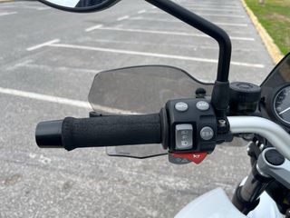 BMW R1200R Ed. “DarkWhite”