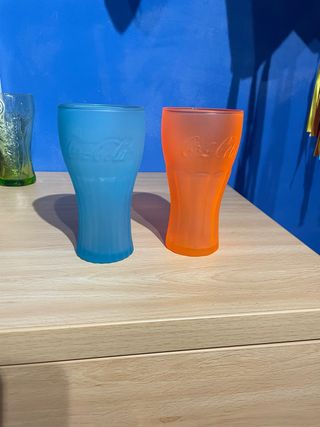 Vasos Coca Cola Plástico Azul y Naranja