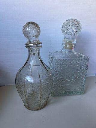 Lote 2 licoreras de cristal