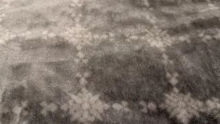 Manta con mangas gris