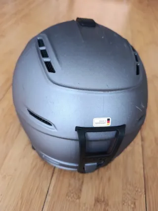 Casco con funda de esquí Uvex talla 52-55cm
