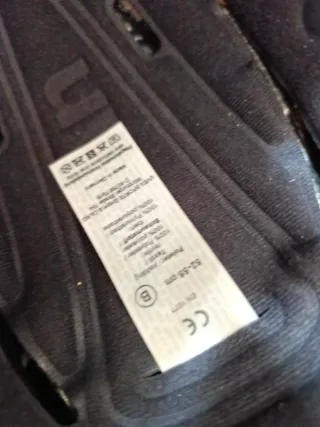 Casco con funda de esquí Uvex talla 52-55cm