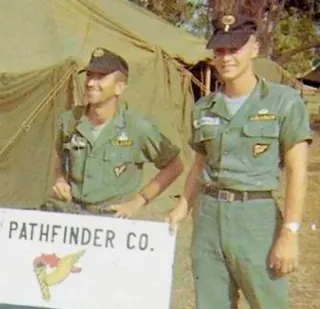 Camisa OG 107 Airborne Pathfinder Korea-Vietnam