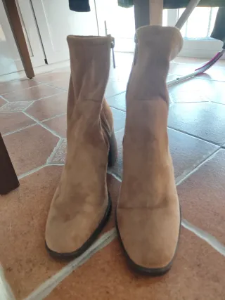 Botines efecto ante marrones