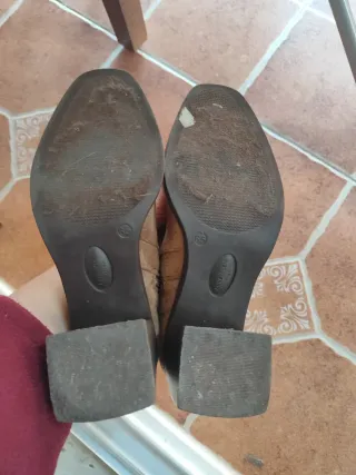 Botines efecto ante marrones