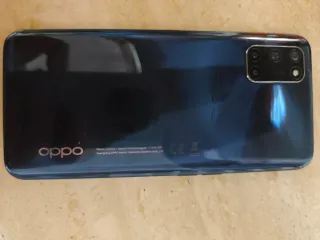 Smartphone Oppo A72 in ottime condizioni, completo