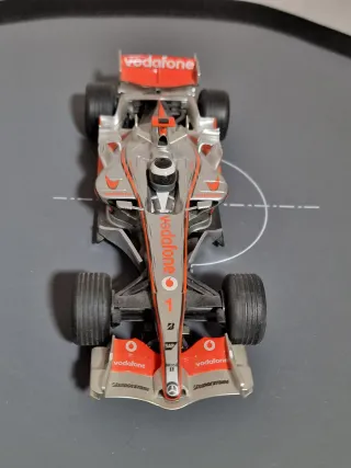Slot Scalextric F1 McLaren MP4-22 Lewis Hamilton
