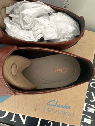 Zapatos Clarks de piel marrones