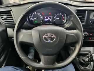 Toyota Proace 2023