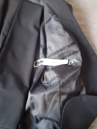 Traje de hombre Zara talla 40