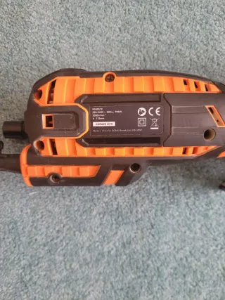 Sierra Circular Von Haus con maletín