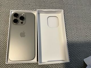 iPhone 16 Pro Titanio nat . Cambio por16,17promax