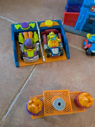 Superthings: Coches y Accesorios