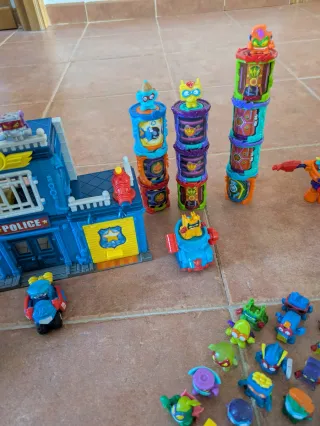 Superthings: Coches y Accesorios