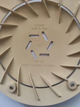 Tapacubos Vespa T5/TX Nuevo Original