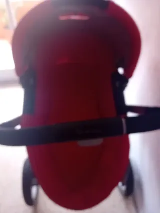 Cochecito Quinny Rojo