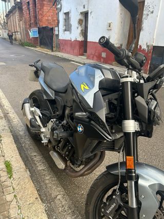 BMW F 900 R Moto
