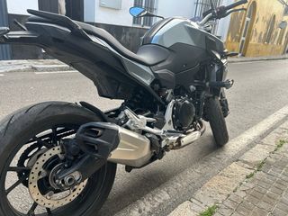 BMW F 900 R Moto